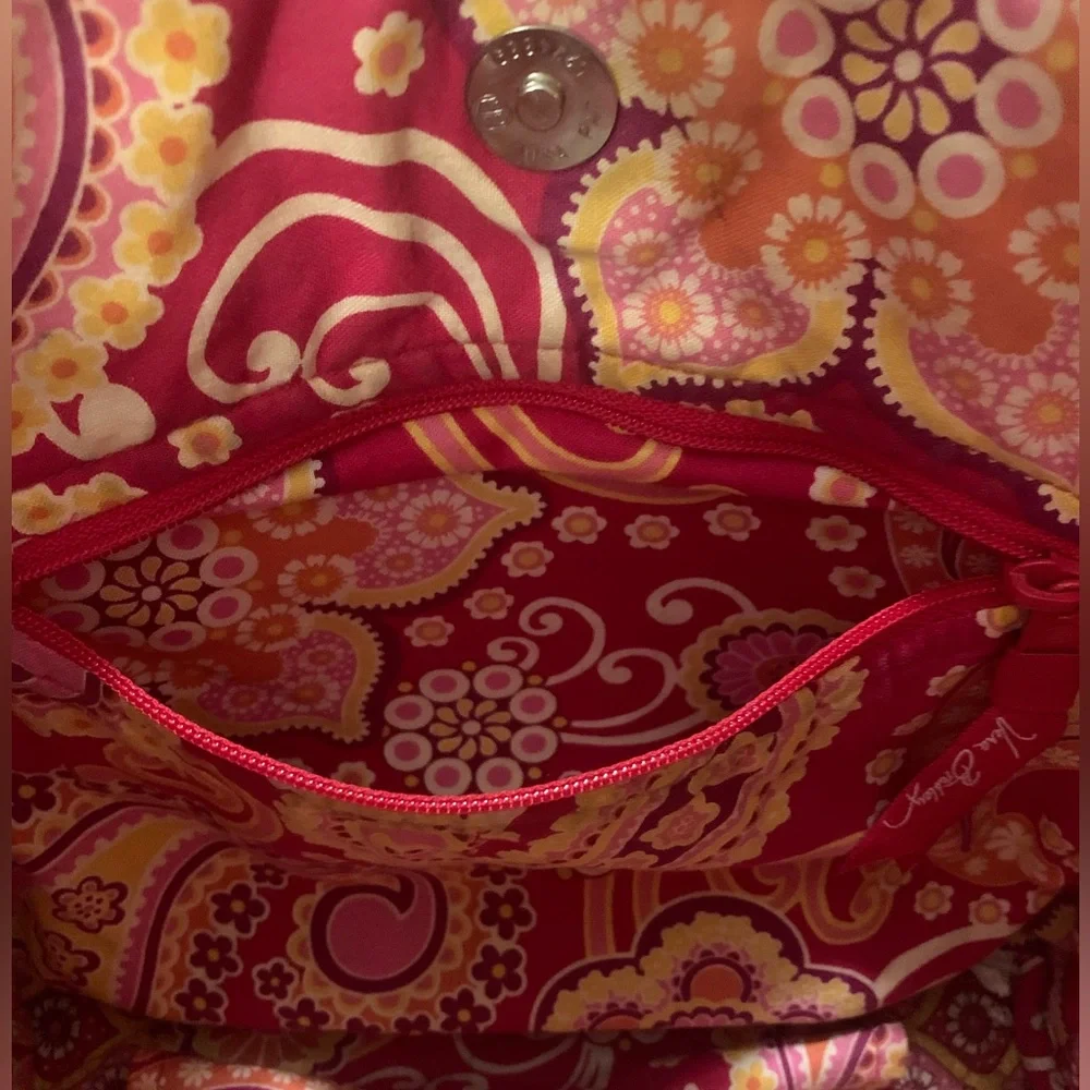 Vera Bradley - Picture 7 of 10